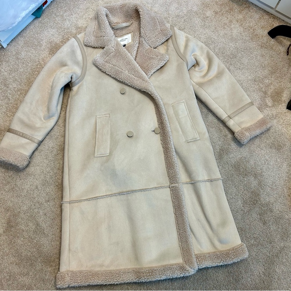American Eagle double-breasted Vegan faux shearling coat light beige cream Sz L - Picture 7 of 14